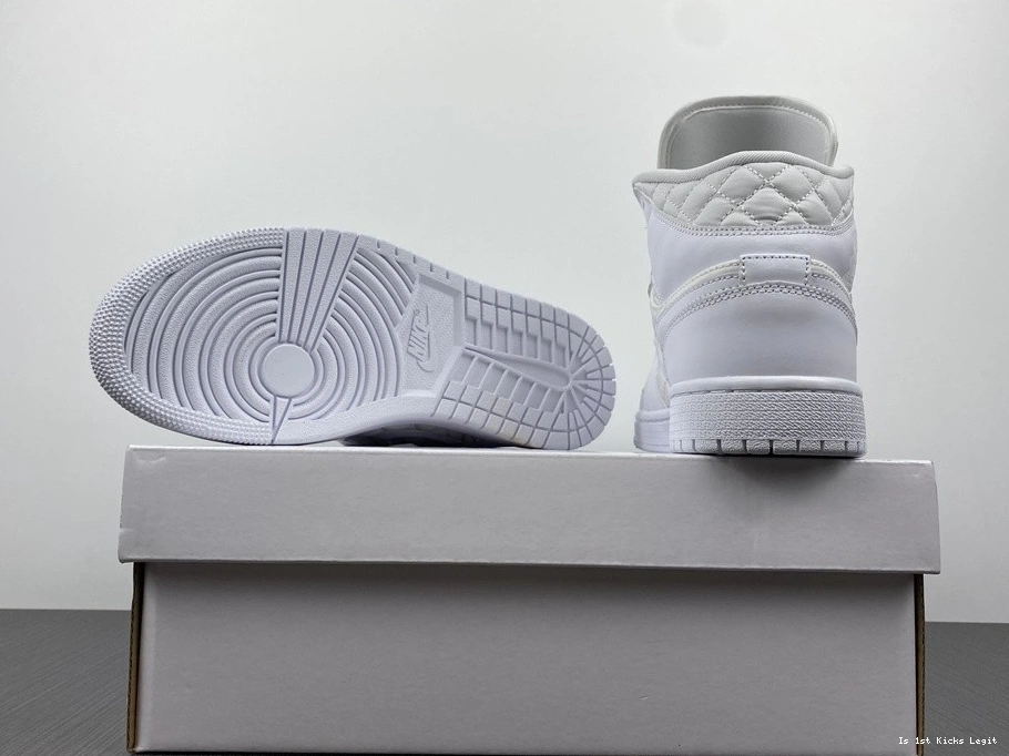 White - DB6078-100 Quilted 1 Jordan Mid (W) 0304